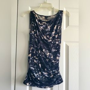 Like new (worn once)!!! Ann Taylor size XS black and tan figure flattering tank